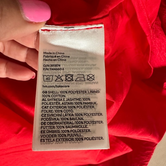 H&M Dress Peekaboo Back - Picture 7 of 8